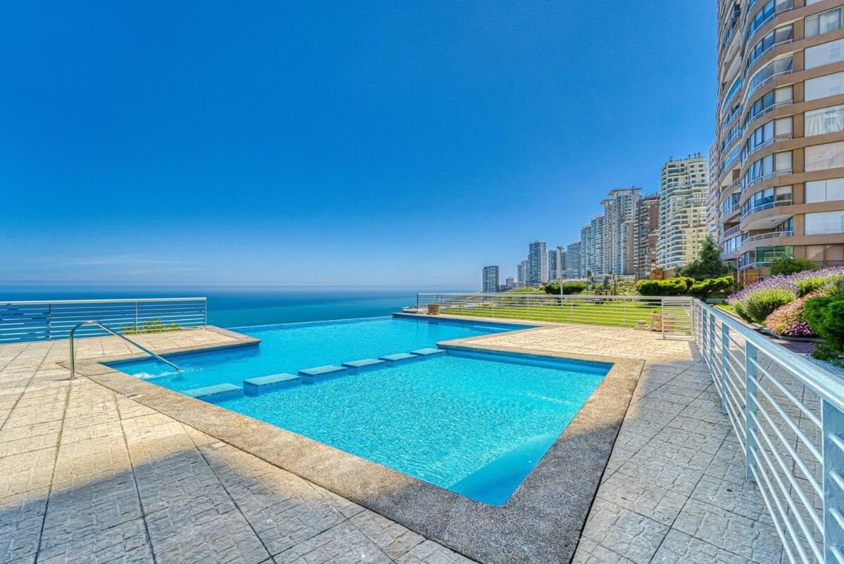 Cozy Blue With Wifi Pool & View *